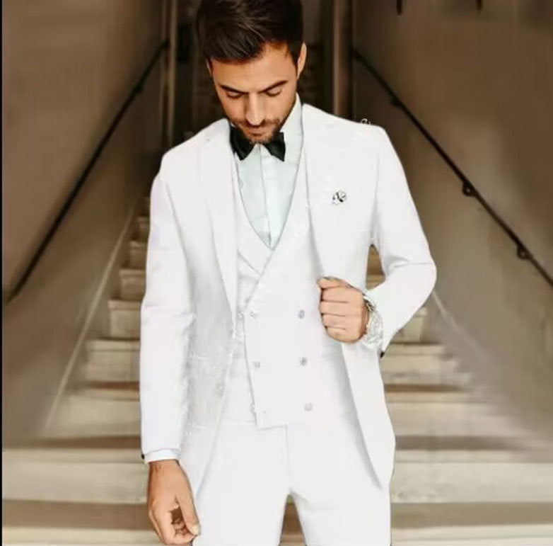 Garnitur męski trzyczęściowy – Formalny zestaw elegancki z wysokiej jakości materiałów